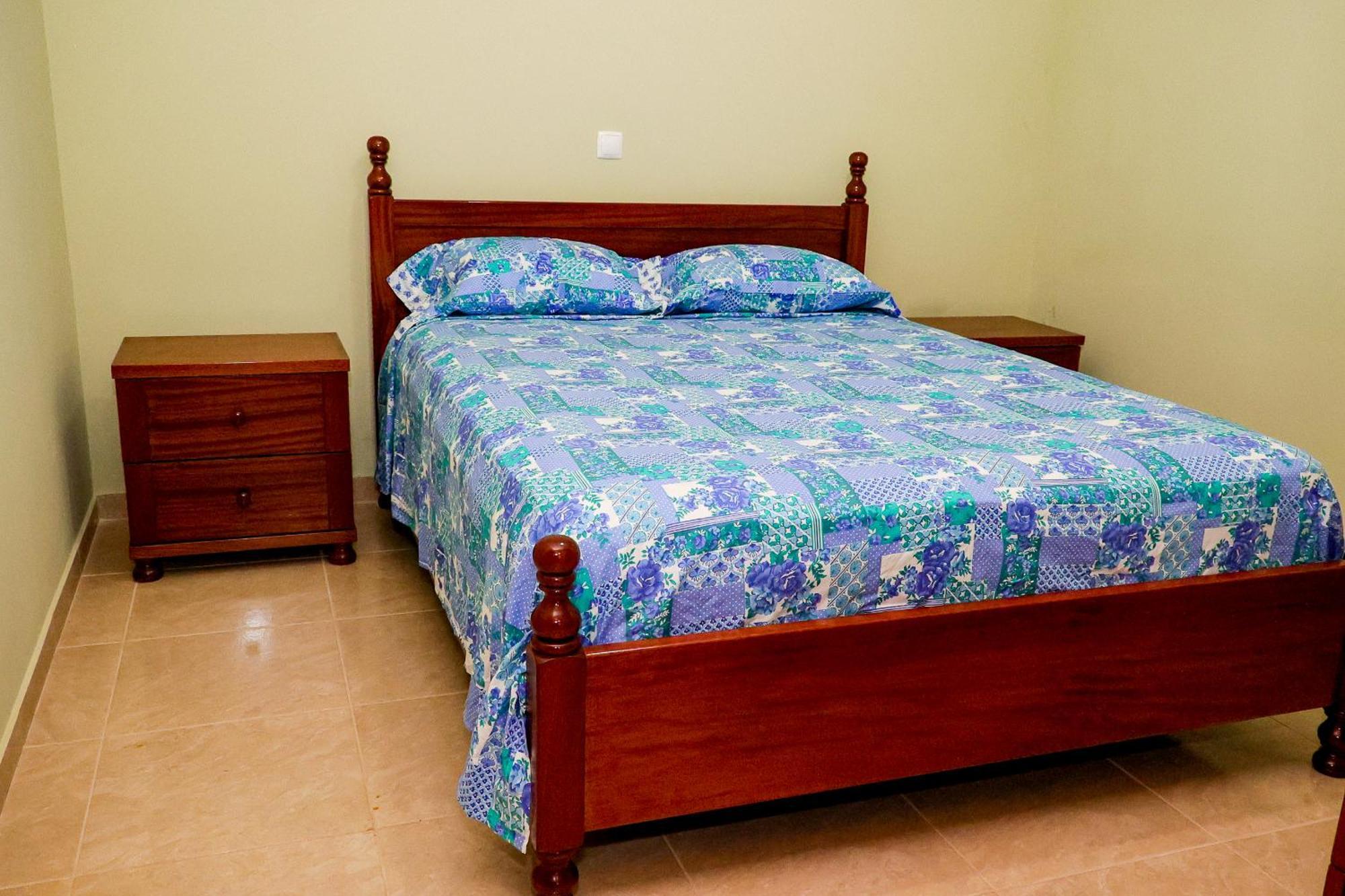 Fadias Quartos - Rooms Ribeira Grande Luaran gambar
