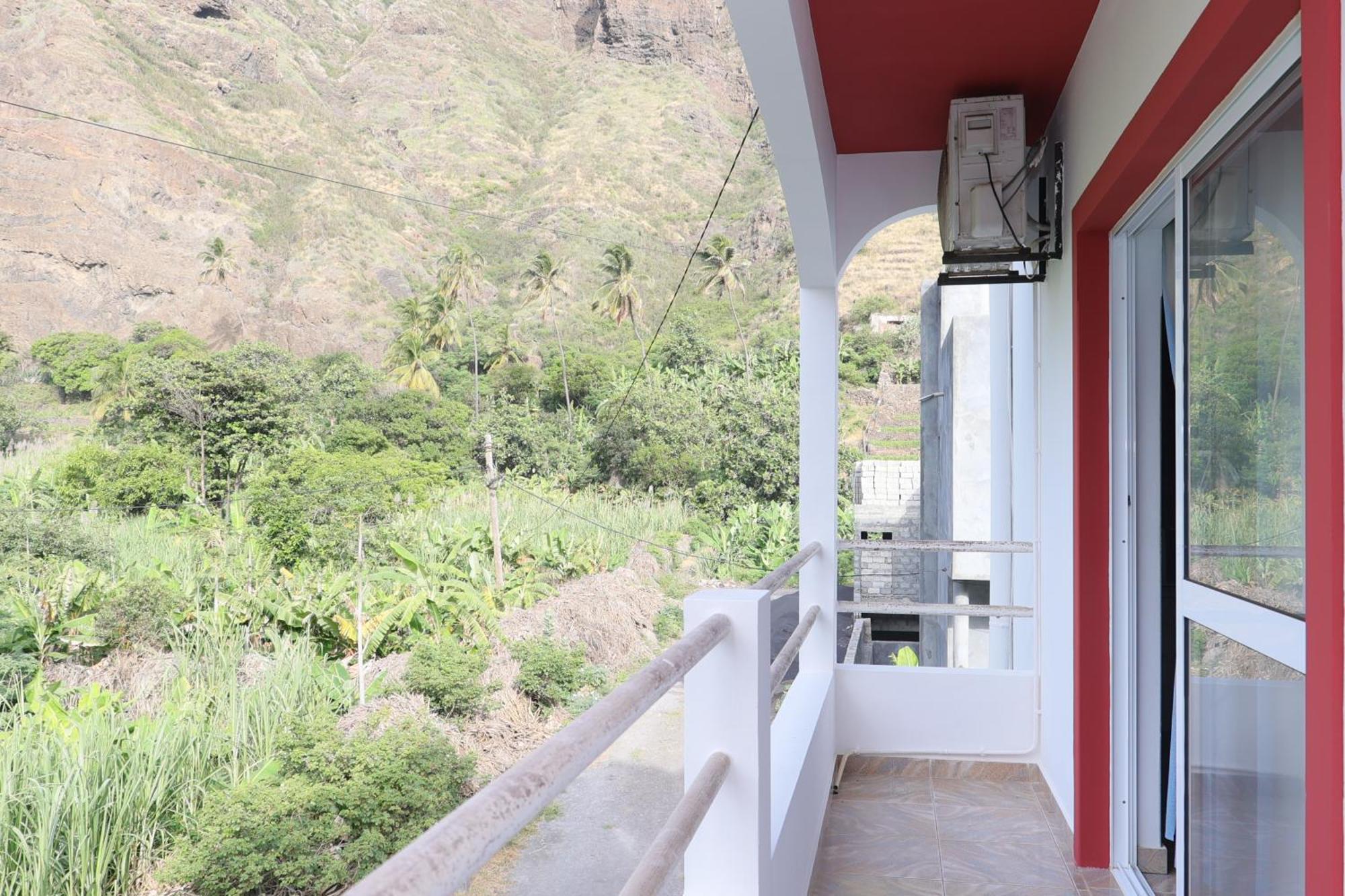 Fadias Quartos - Rooms Ribeira Grande Luaran gambar